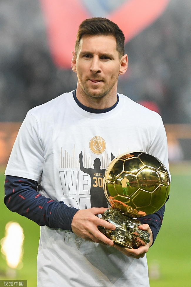 巴媒：恩德里克外租里昂只是时间问题，俱乐部已在交换文件（巴西媒体：恩德里克租借里昂已进入倒计时，双方俱乐部正交换相关文件）