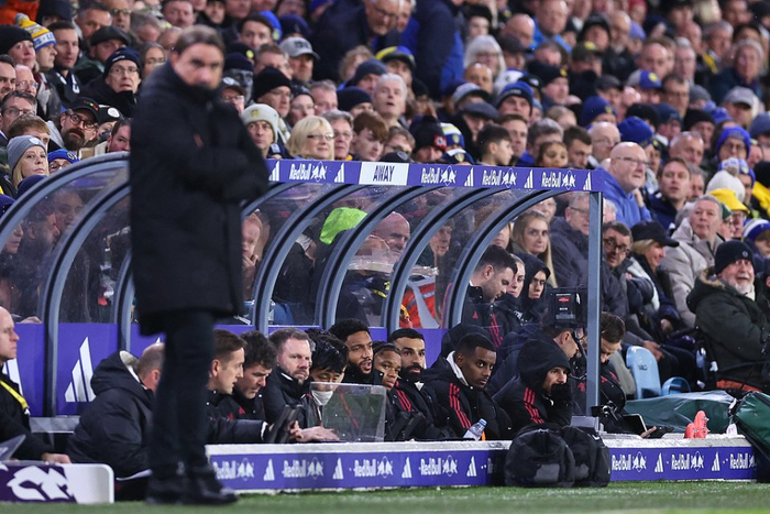 欧冠大神领衔!鹏哥解球11连红 琛茹&小盼哥皆25中23（欧冠大神坐镇！鹏哥连红11场，琛茹与小盼哥25中23）