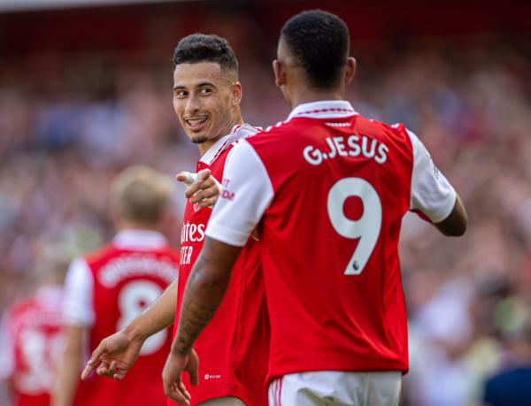 阿斯：伯纳乌本赛季收入将超4亿欧元，力助皇马大幅增收（阿斯：伯纳乌本季营收预计突破4亿欧元，助皇马收入大幅增长）