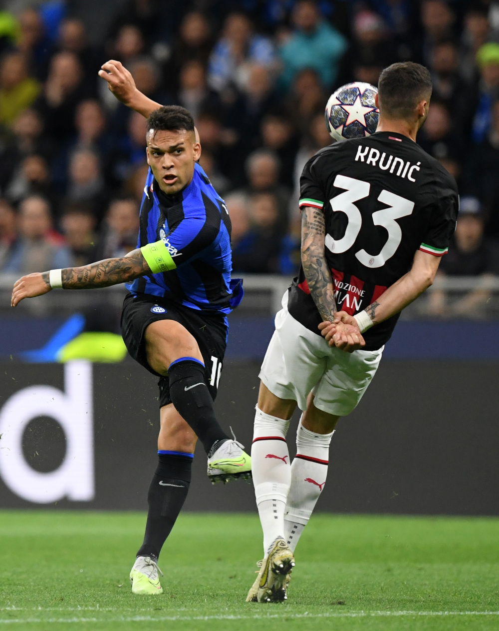 关键时刻挺身而出，帕罗特是爱尔兰首位世预赛客场戴帽的球员（帕罗特关键时刻爆发，成爱尔兰首位在世预赛客场上演帽子戏法的球员）