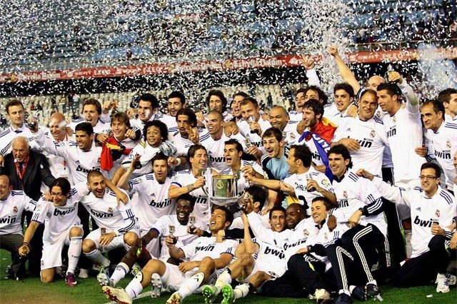 法甲前瞻：尼斯主场御敌盼止颓势，马赛先赛取胜即可登顶（法甲前瞻：尼斯力拼主场止颓，马赛先赛赢球即登顶）