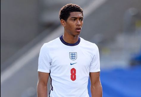 TA：利物浦中场莫顿即将加盟里昂，转会费含浮动约1500万镑（TA：利物浦中场莫顿将转投里昂，转会费约1500万英镑（含浮动））