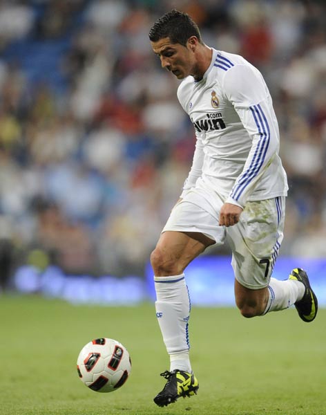 懂球帝中超MVP｜萨里奇：我会竭尽所能回馈球迷（萨里奇当选懂球帝中超MVP：将全力回馈球迷）