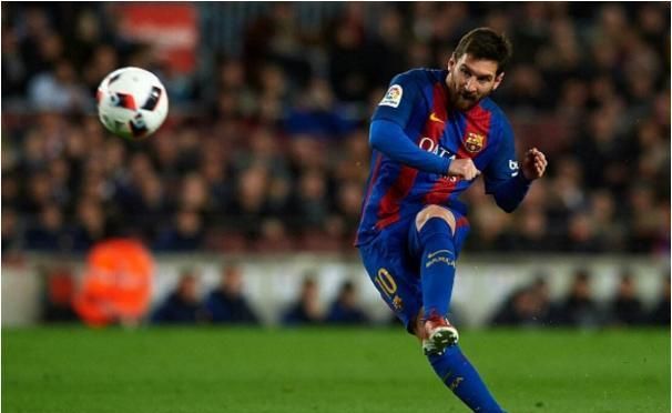 英超前瞻：切尔西vs阿森纳，榜一直面榜二展开6分大战（英超前瞻：切尔西对阵阿森纳，榜首与次席上演6分大战）