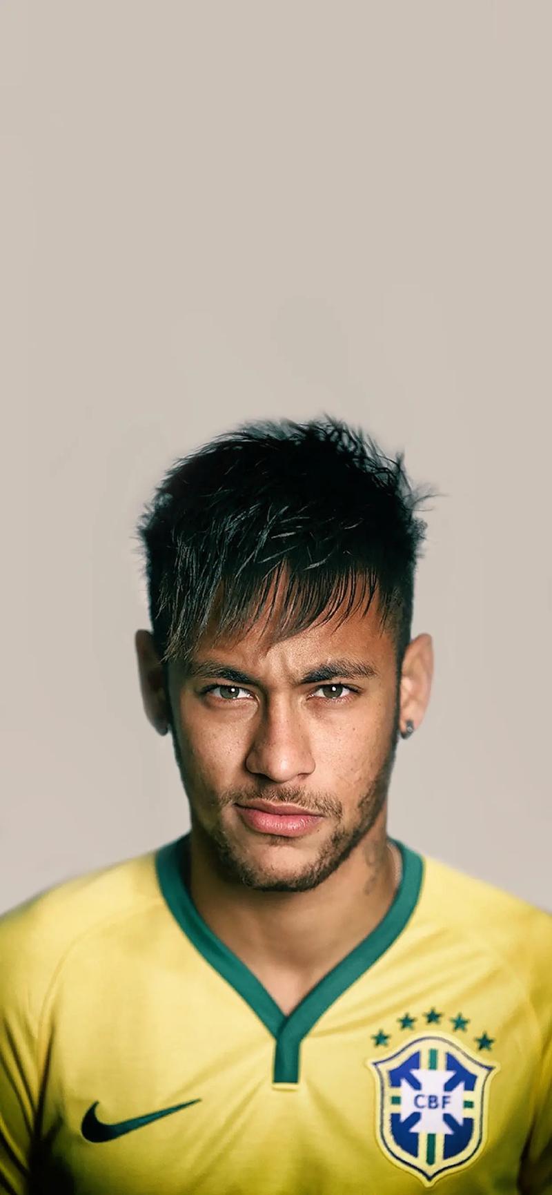 U16国足参加U17亚洲杯预选赛名单：邝兆镭在列，鲁能足校6人（U16国足U17亚洲杯预选赛名单出炉：邝兆镭入围，鲁能足校6人入选）