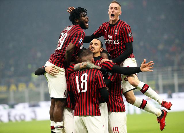 巴媒：米兰已表达对乌戈-索萨的兴趣，科林蒂安正在等待报价（巴媒：AC米兰有意乌戈-索萨，科林蒂安静候报价）